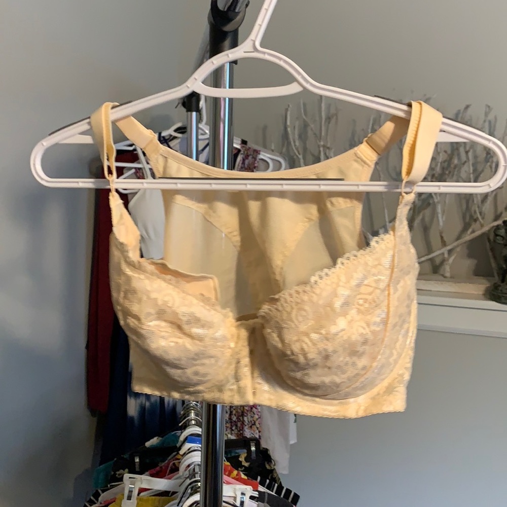 Cyanx111 beige Lace front hook Bra 32-34EF
